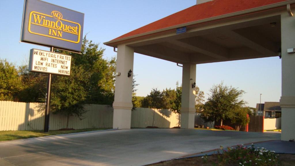 Winnquest Inn Near Ft. Sam Houston San Antonio Exterior photo
